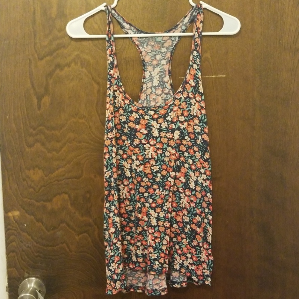 M floral racerback tank top